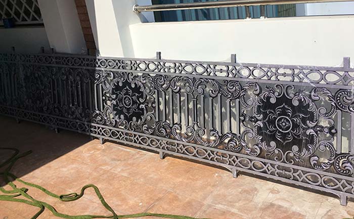 lan can nhôm đúc hiện đại đẹp